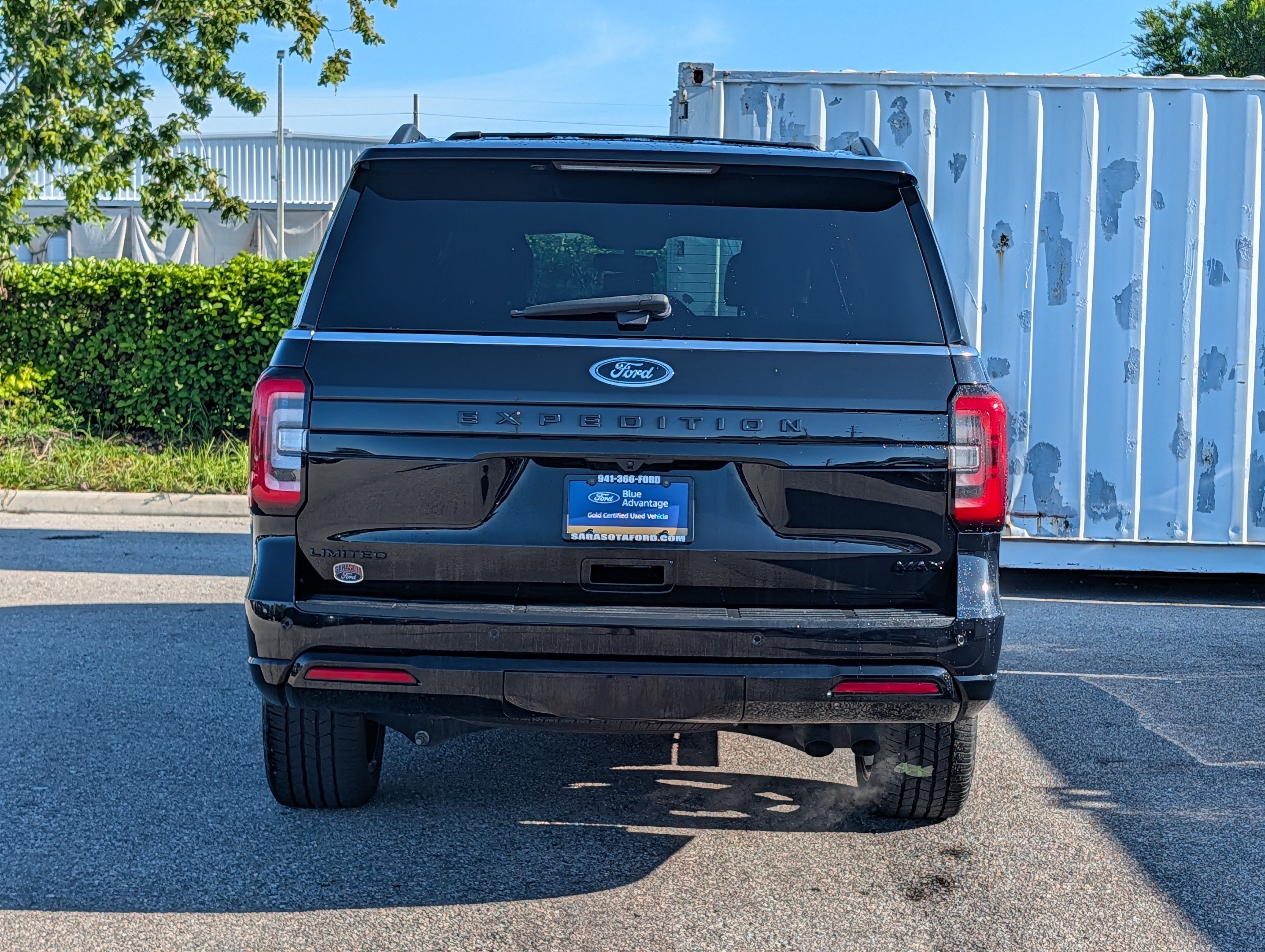 Certified 2023 Ford Expedition Max Limited AWD/4WD image 6