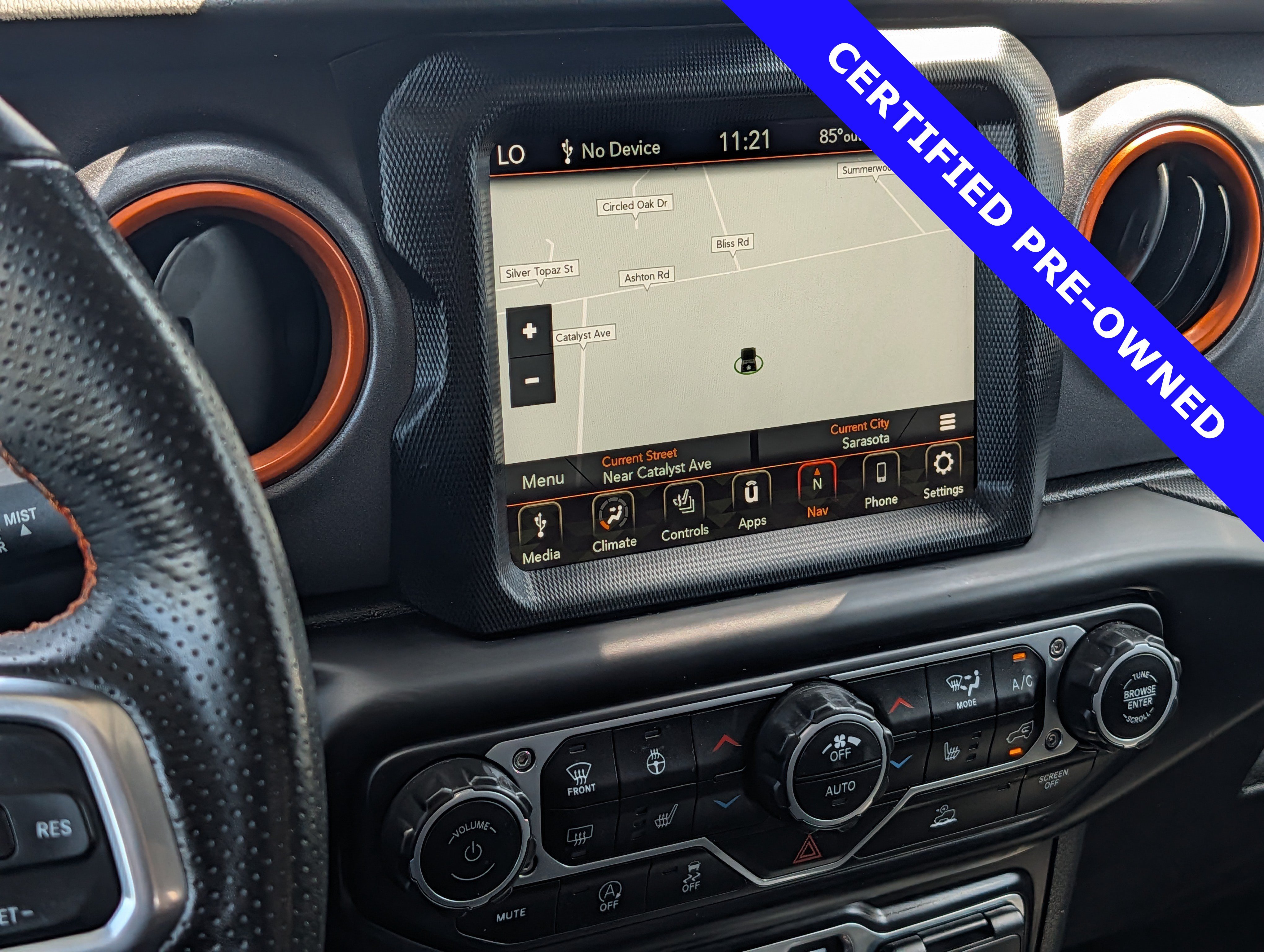 Used 2023 Jeep Gladiator Mojave w/ Cold Weather Group AWD/4WD image 31