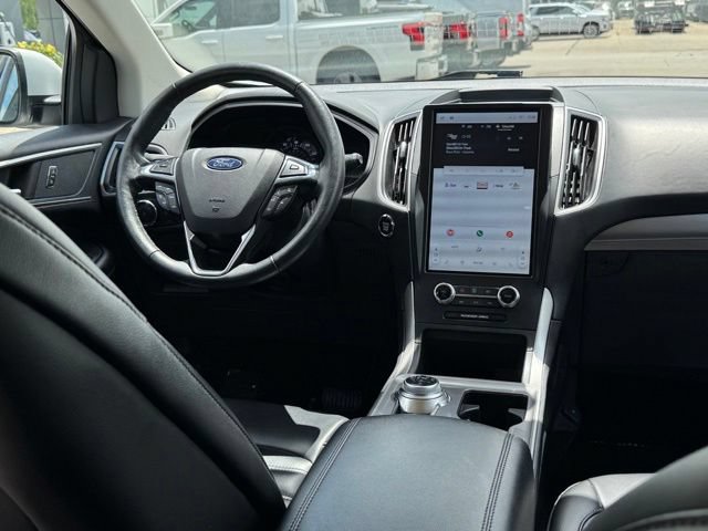 Certified 2024 Ford Edge SEL AWD/4WD image 12