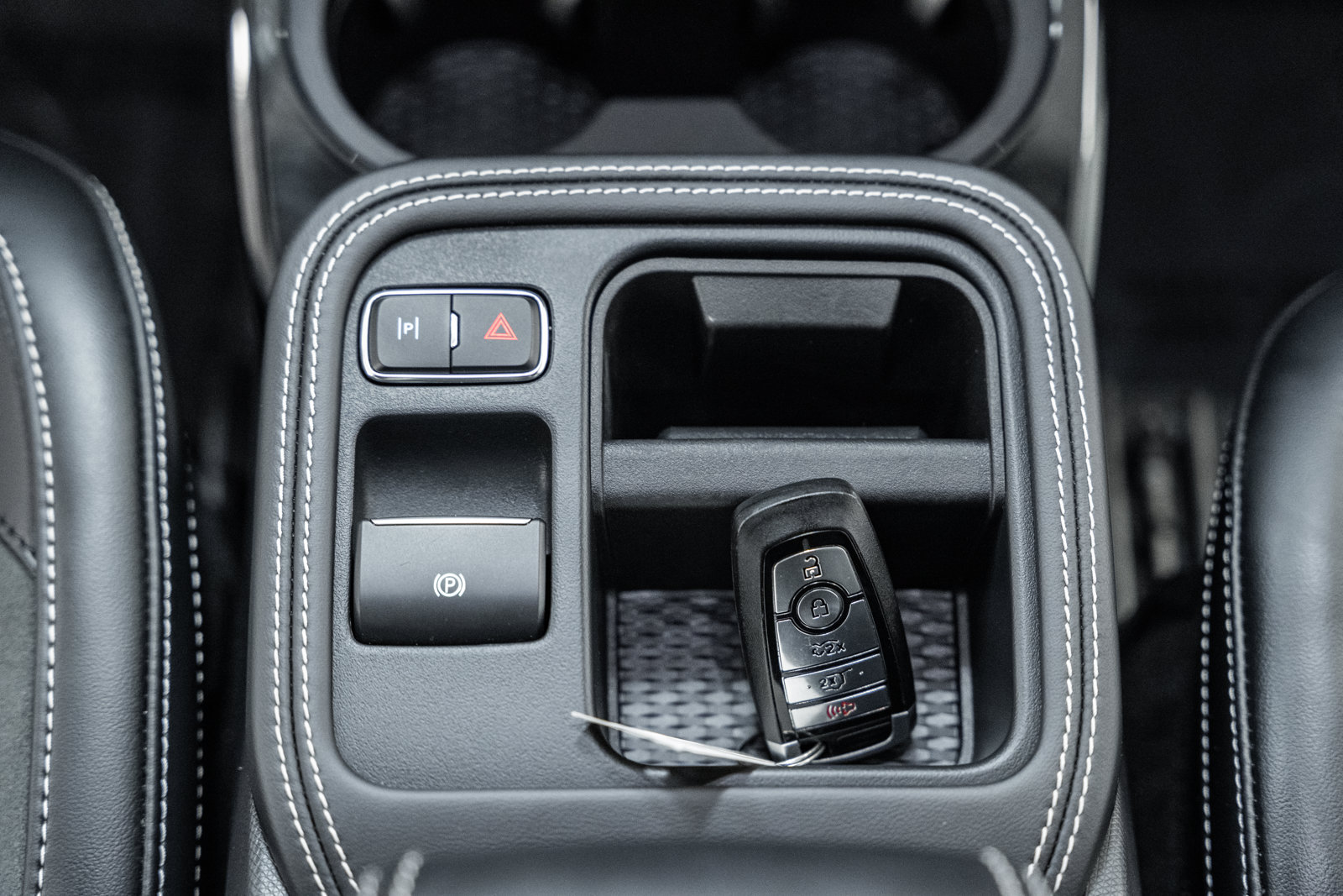 Certified 2025 Ford Mustang Mach-E GT w/ Interior Protection Package AWD/4WD image 27