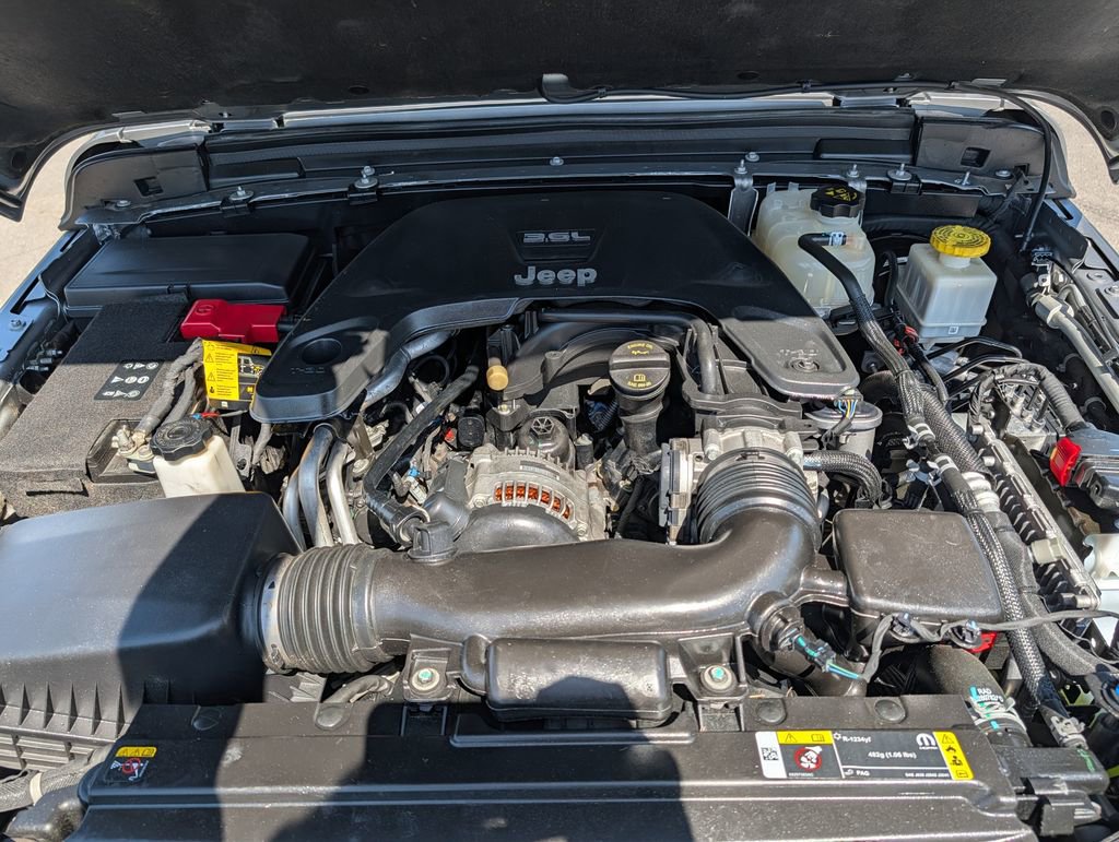 Used 2021 Jeep Gladiator Sport AWD/4WD image 33