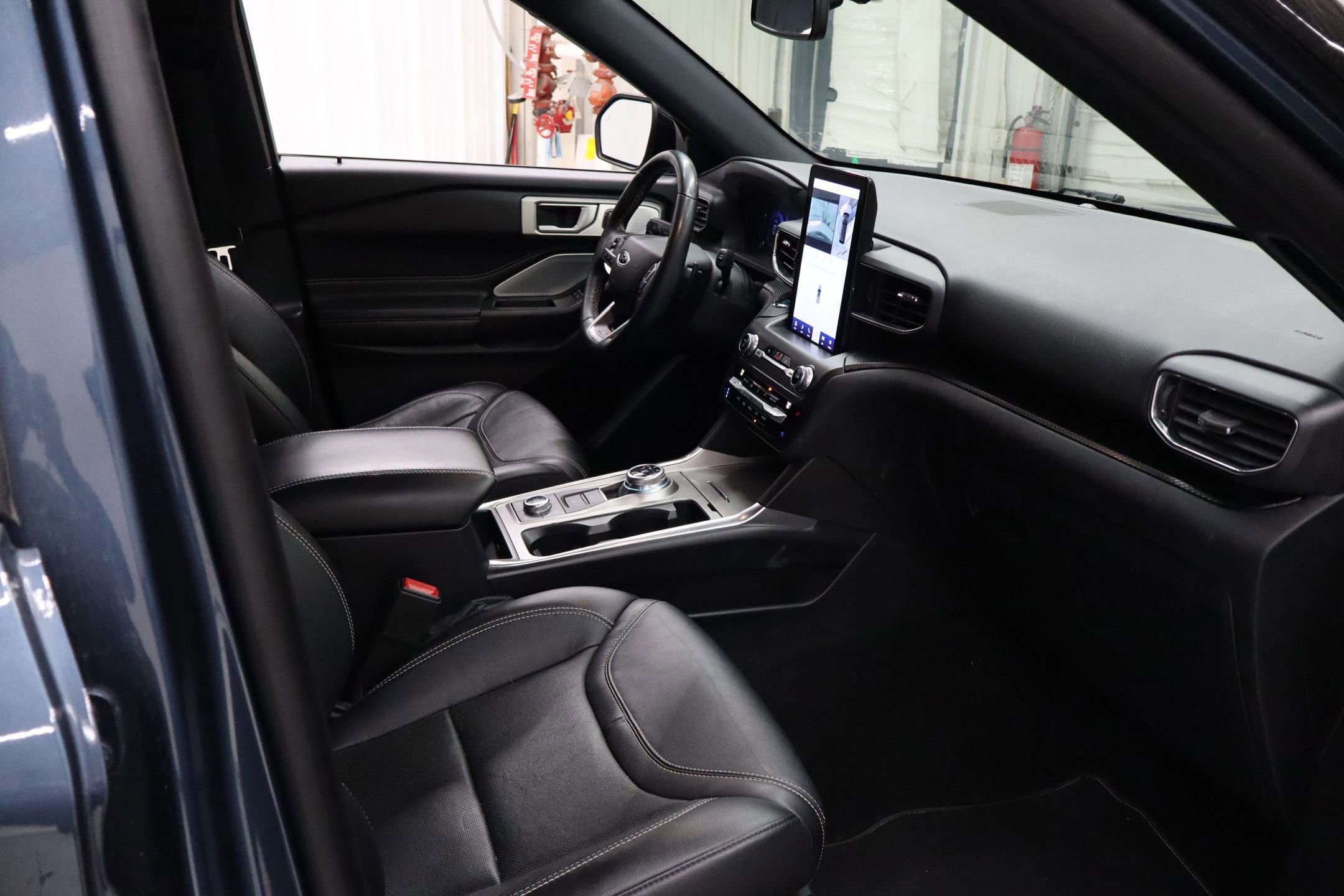 Certified 2020 Ford Explorer ST w/ Premium Technology Package image 35