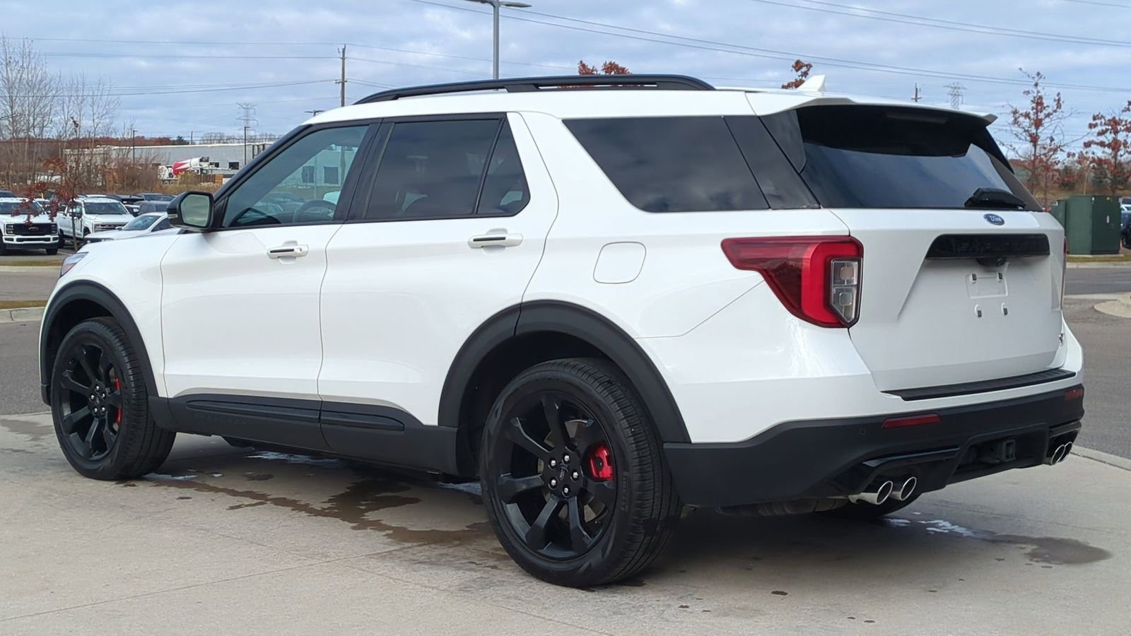 Certified 2023 Ford Explorer ST w/ Equipment Group 401A image 3