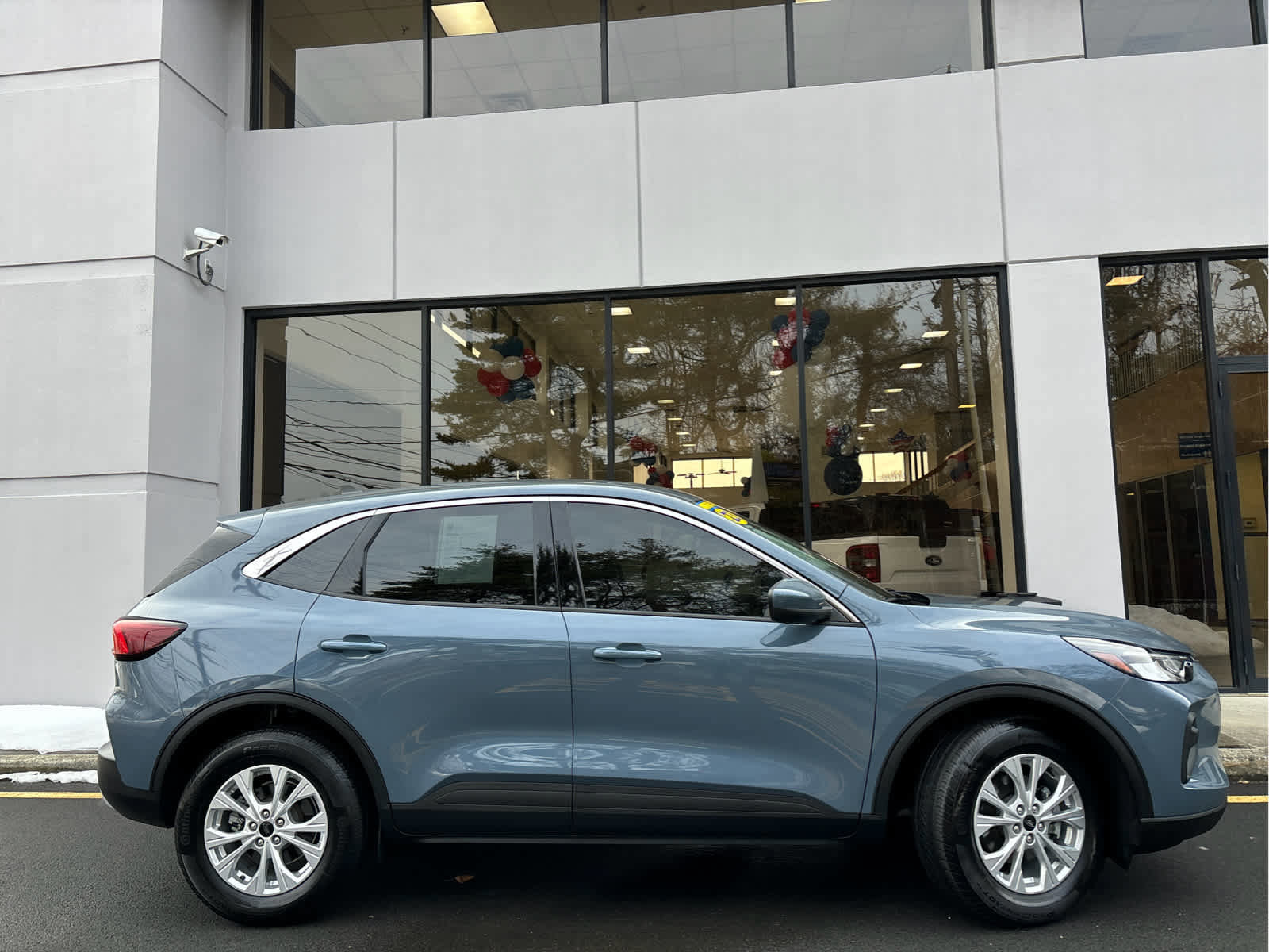 Certified 2023 Ford Escape Active w/ Tech Pack #2 image 5