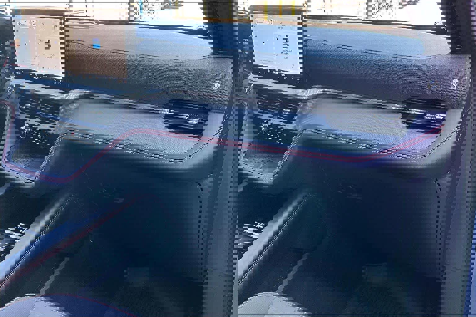 Certified 2025 Ford Explorer ST-Line w/ Premium Package image 20