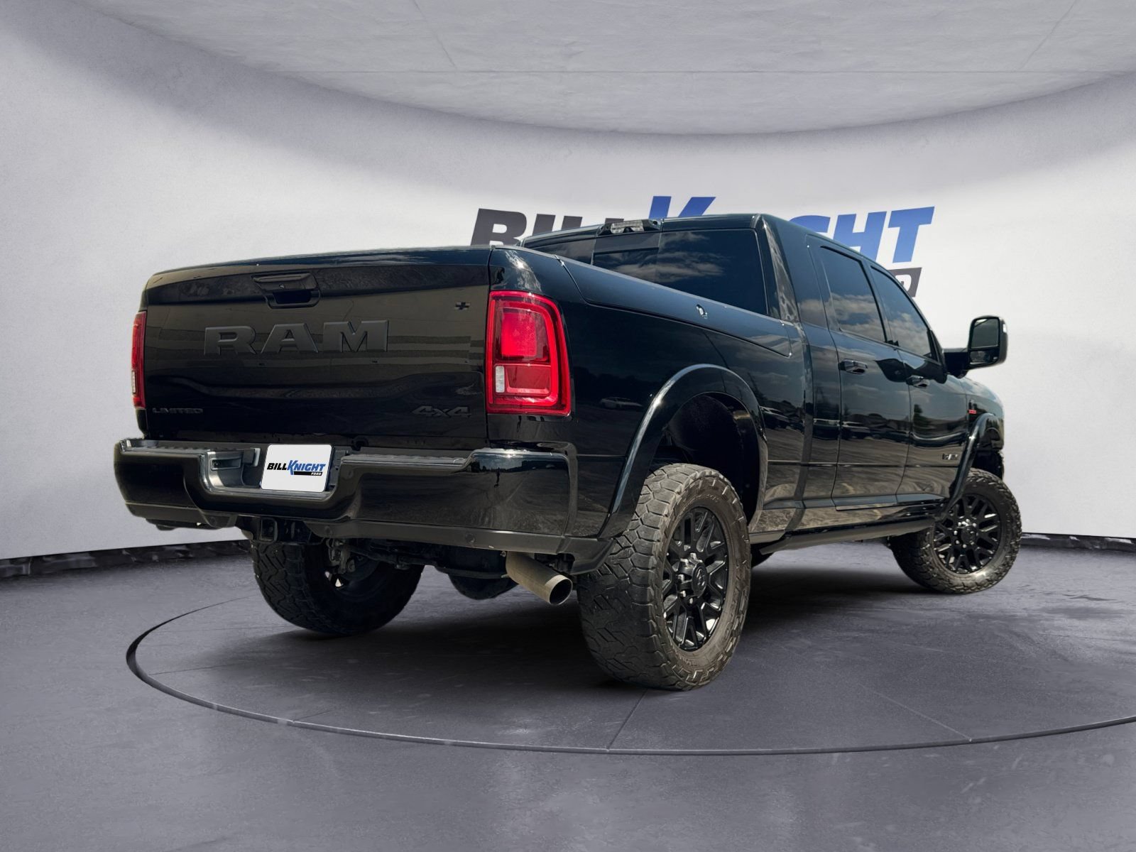 Used 2025 RAM 2500 Limited AWD/4WD image 5