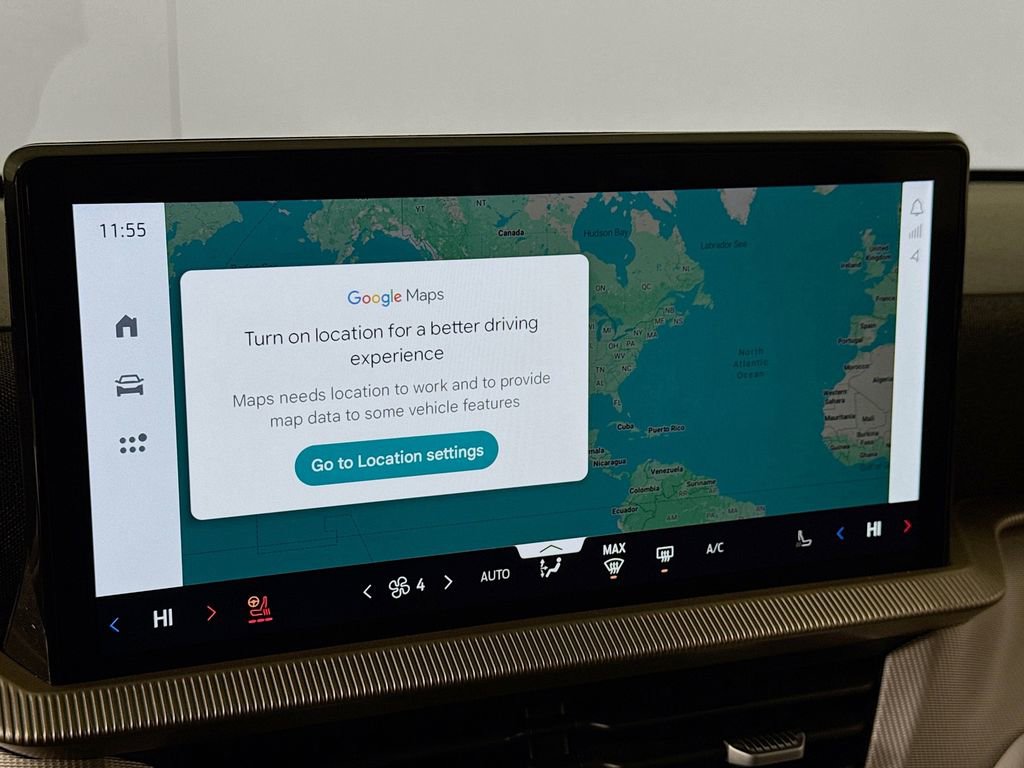 Certified 2025 Ford Explorer Active w/ Active Comfort Package image 17