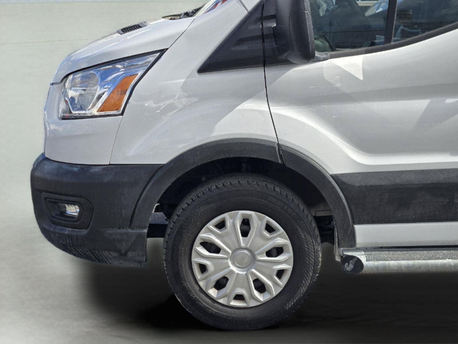 Certified 2022 Ford Transit 250 Low Roof w/ Exterior Upgrade Package RWD image 9