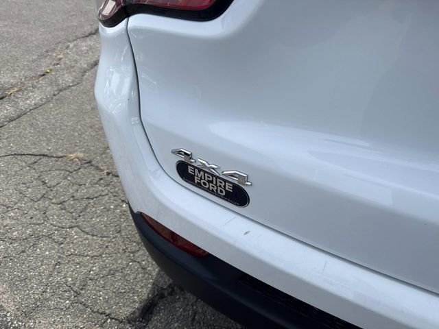 Used 2024 Jeep Compass Latitude image 5