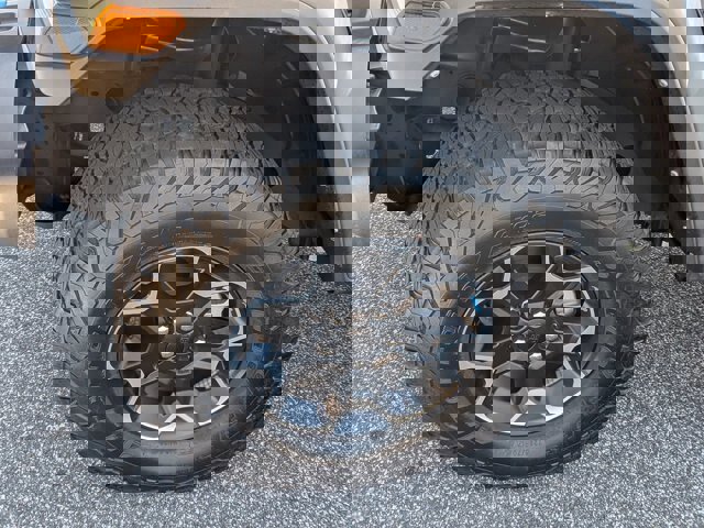 Used 2023 Jeep Wrangler Rubicon w/ Safety Group image 11