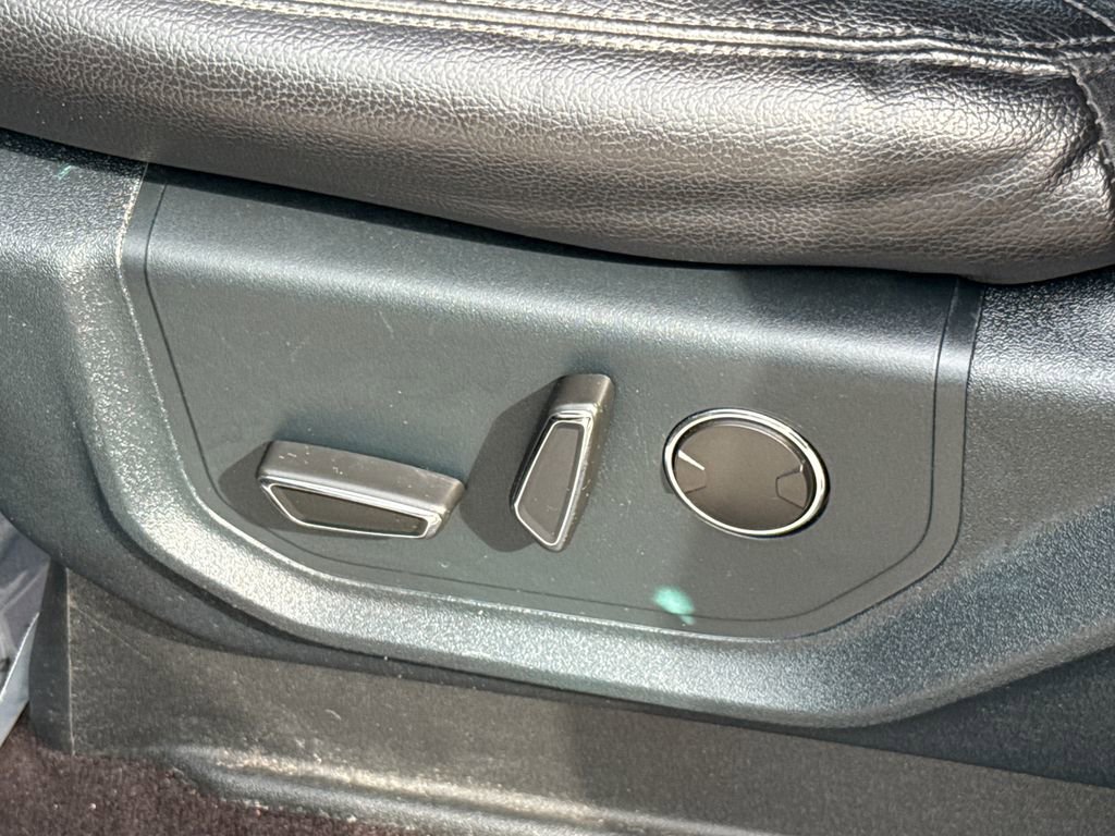 Certified 2021 Ford Expedition Max Limited image 27