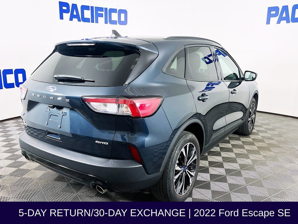 Certified 2022 Ford Escape SE w/ SE Sport Appearance Package AWD/4WD image 8