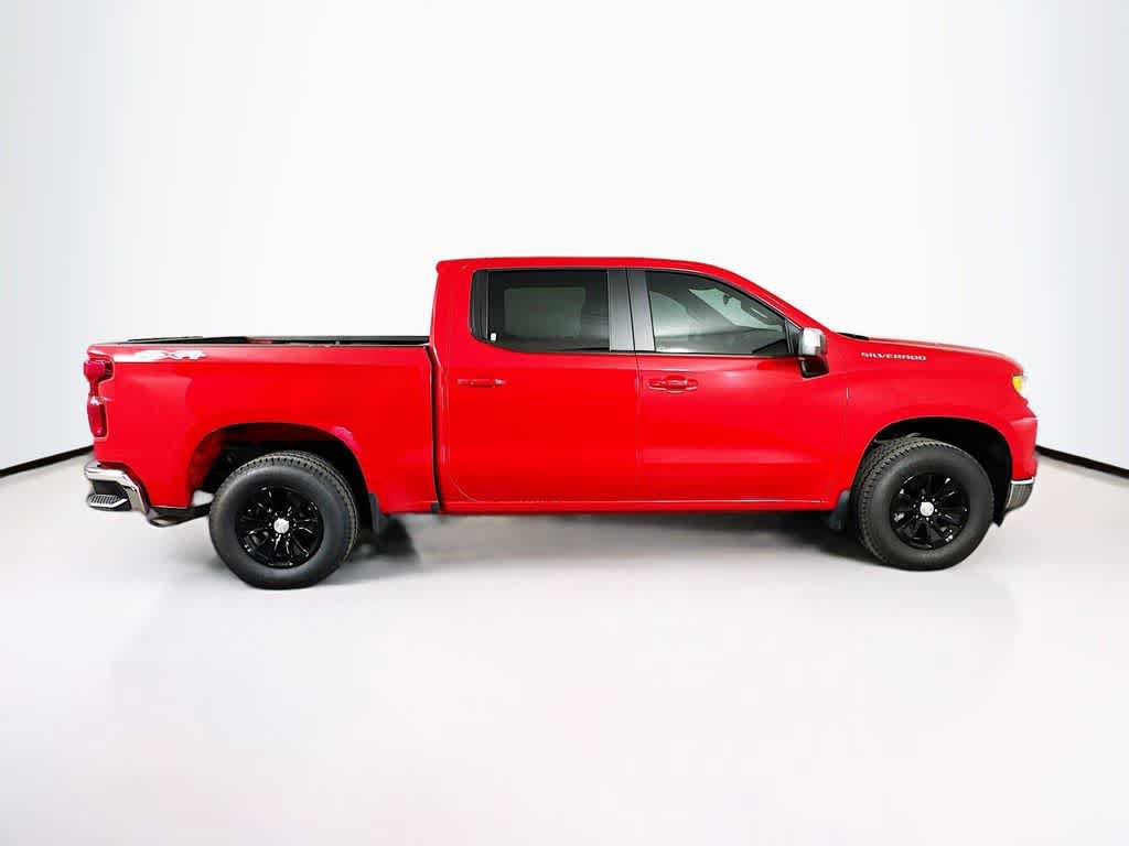 Used 2025 Chevrolet Silverado 1500 LT AWD/4WD image 26