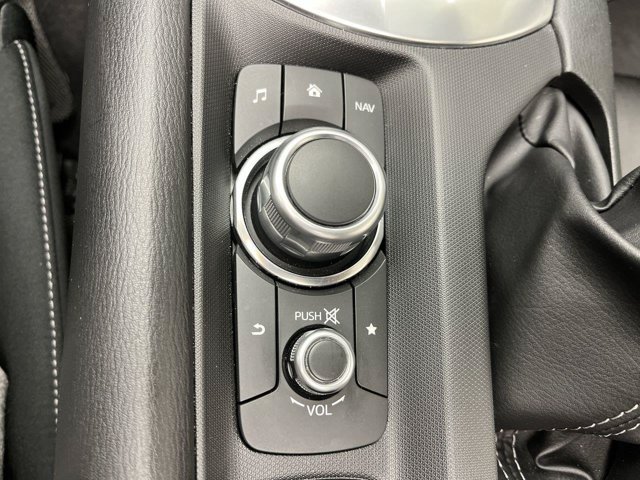 Used 2021 MAZDA MX-5 Miata RF Club w/ Appearance Package RWD image 14