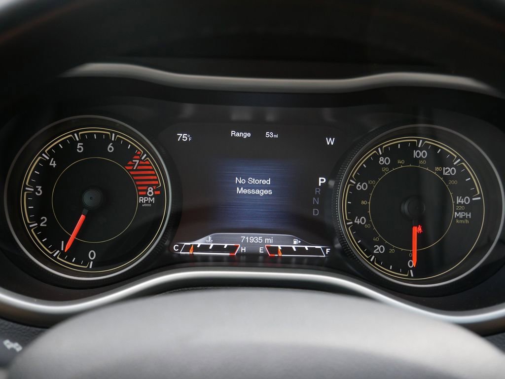 Used 2017 Jeep Cherokee Trailhawk w/ Cold Weather Group AWD/4WD image 19