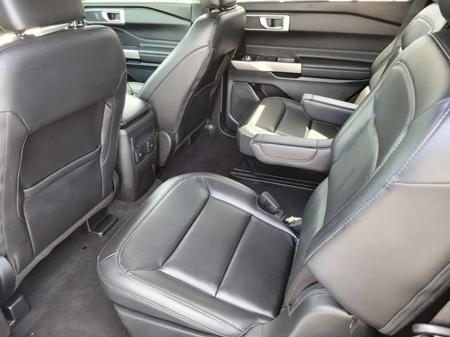 Certified 2023 Ford Explorer XLT w/ Equipment Group 202A AWD/4WD image 17