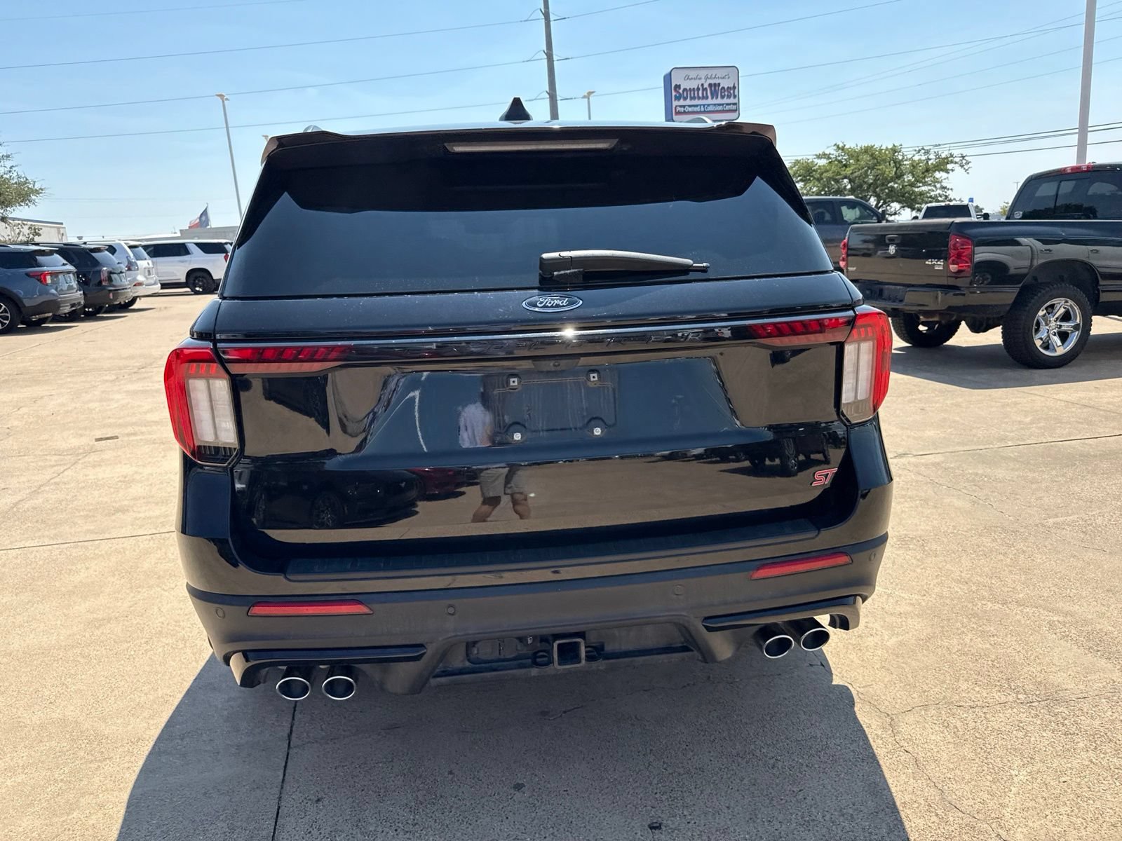 Certified 2026 Ford Explorer ST w/ Sun And Sound Package AWD/4WD image 6