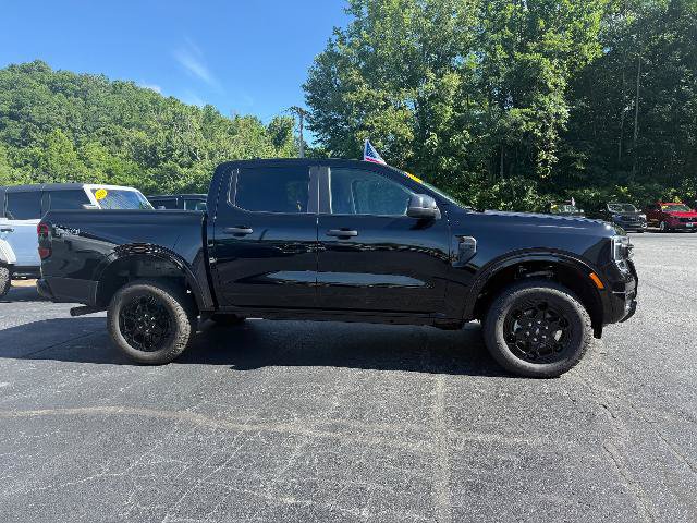 Certified 2025 Ford Ranger XLT w/ FX4 Off-Road Package AWD/4WD image 4
