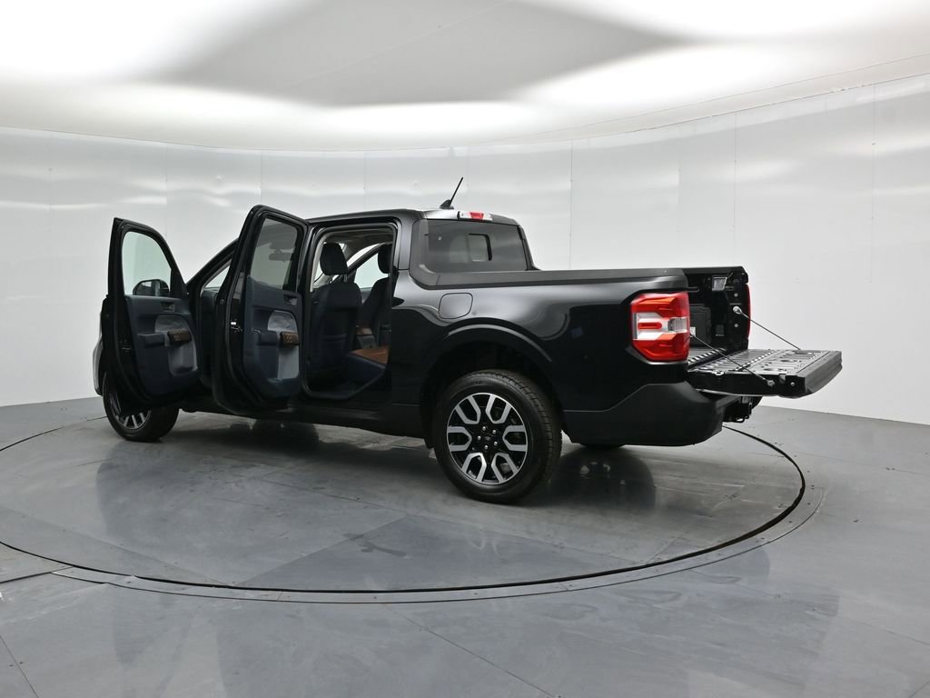 Certified 2023 Ford Maverick Lariat image 28