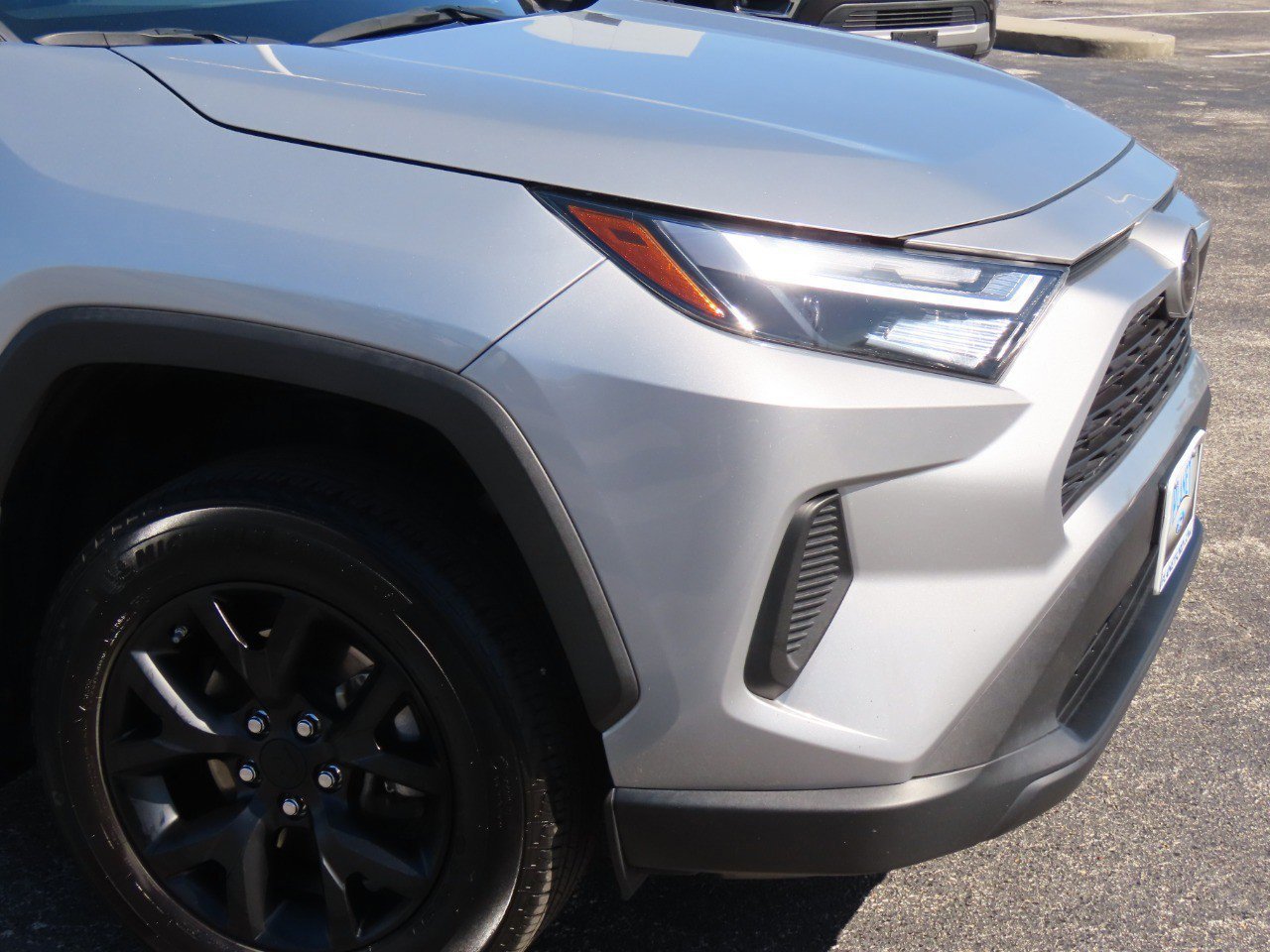 Used 2024 Toyota RAV4 LE image 11