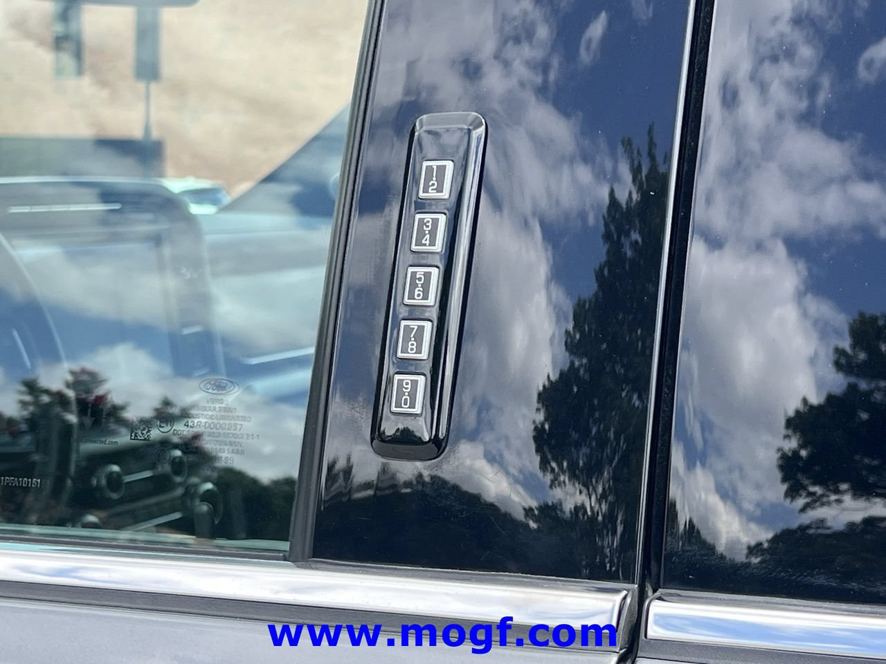 Certified 2023 Ford F150 Platinum w/ Equipment Group 701A High AWD/4WD image 32