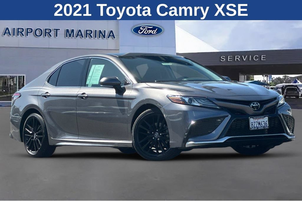 Used 2021 Toyota Camry XSE w/ Carpet Mat Package (TMS) FWD image 2