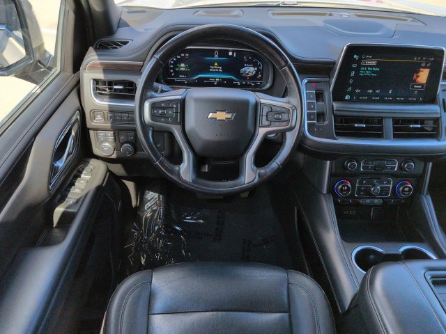 Used 2023 Chevrolet Suburban LT AWD/4WD image 18