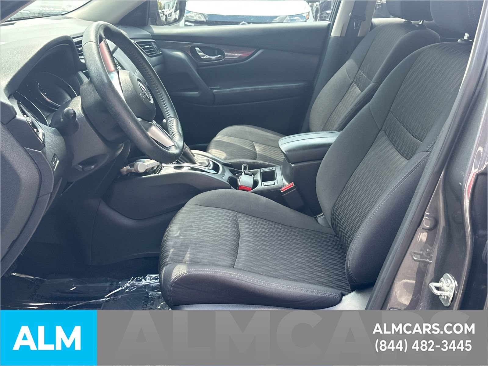 Used 2019 Nissan Rogue SV w/ Premium Package FWD image 10