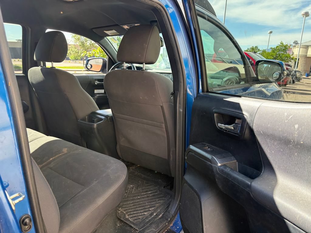 Used 2017 Toyota Tacoma TRD Off-Road w/ Tow Package RWD image 29
