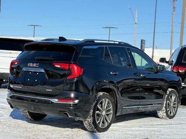 Used 2020 GMC Terrain Denali w/ Denali Premium Package image 9