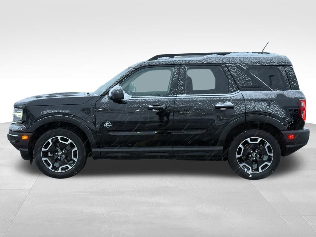 Certified 2023 Ford Bronco Sport Outer Banks w/ Tech Package image 4