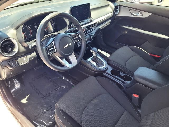 Used 2023 Kia Forte LXS w/ LXS Technology Package FWD image 10