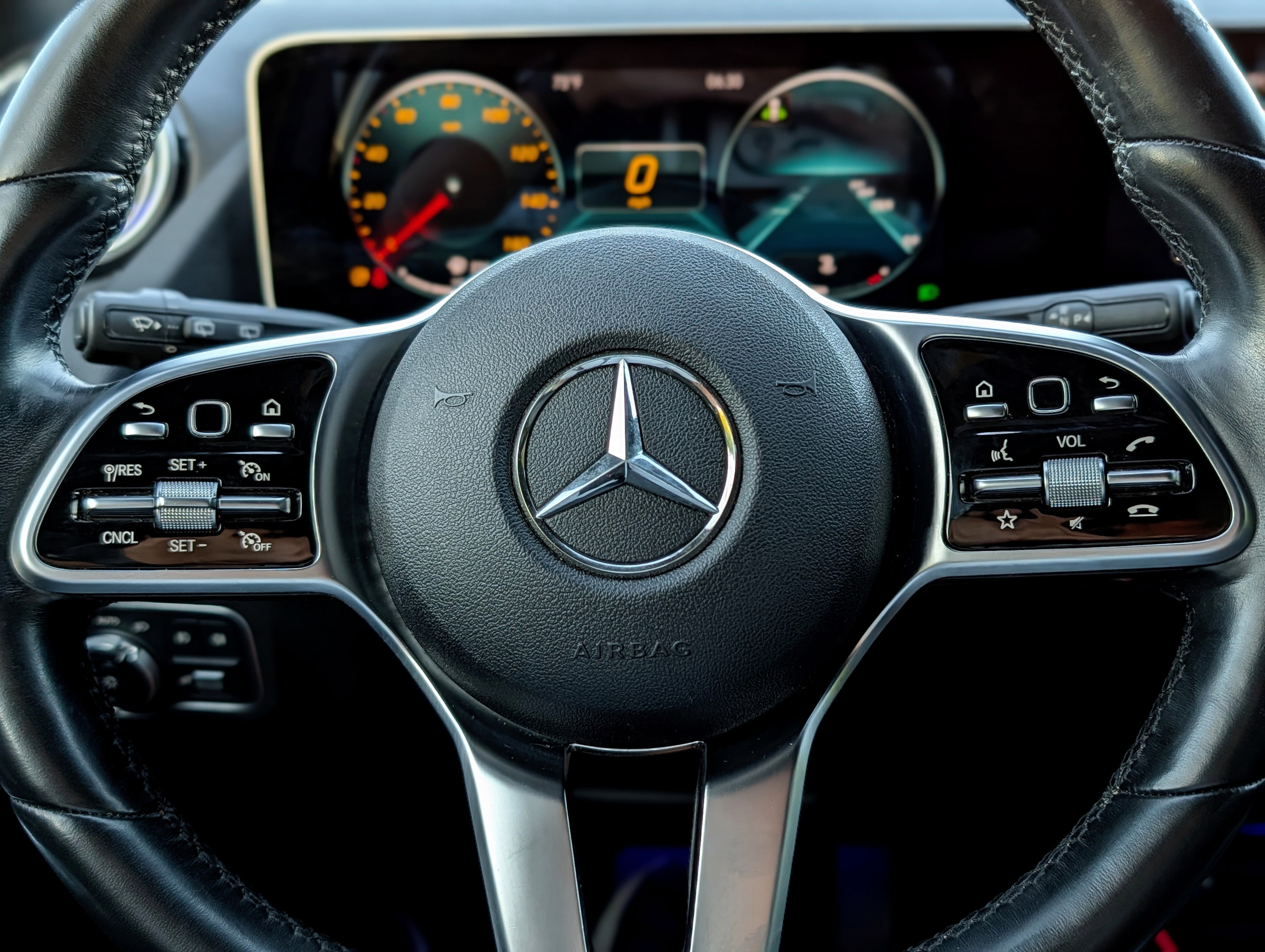 Used 2021 Mercedes-Benz GLA 250 4MATIC image 21