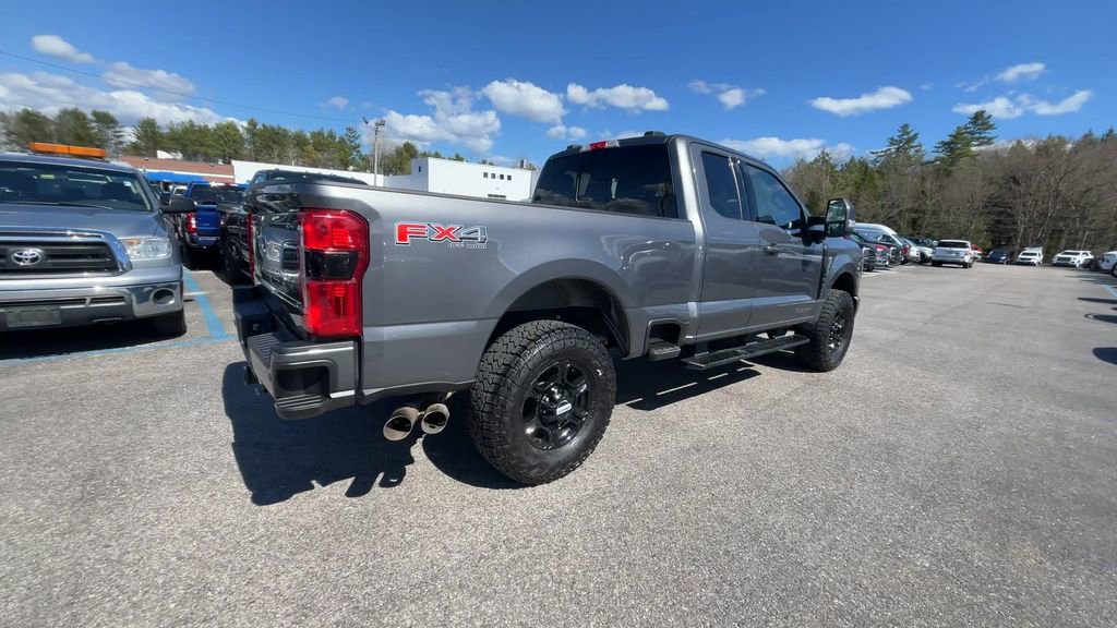 Certified 2023 Ford F350 XLT w/ XLT Premium Package AWD/4WD image 19