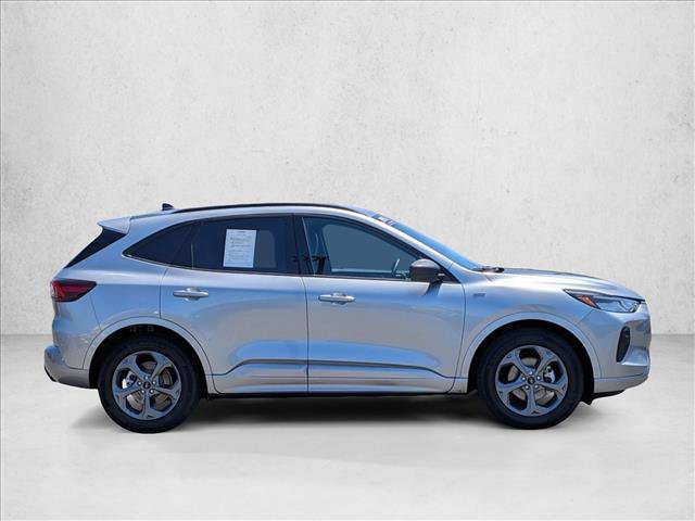 Certified 2024 Ford Escape ST-Line w/ Tech Pack #1 FWD image 4