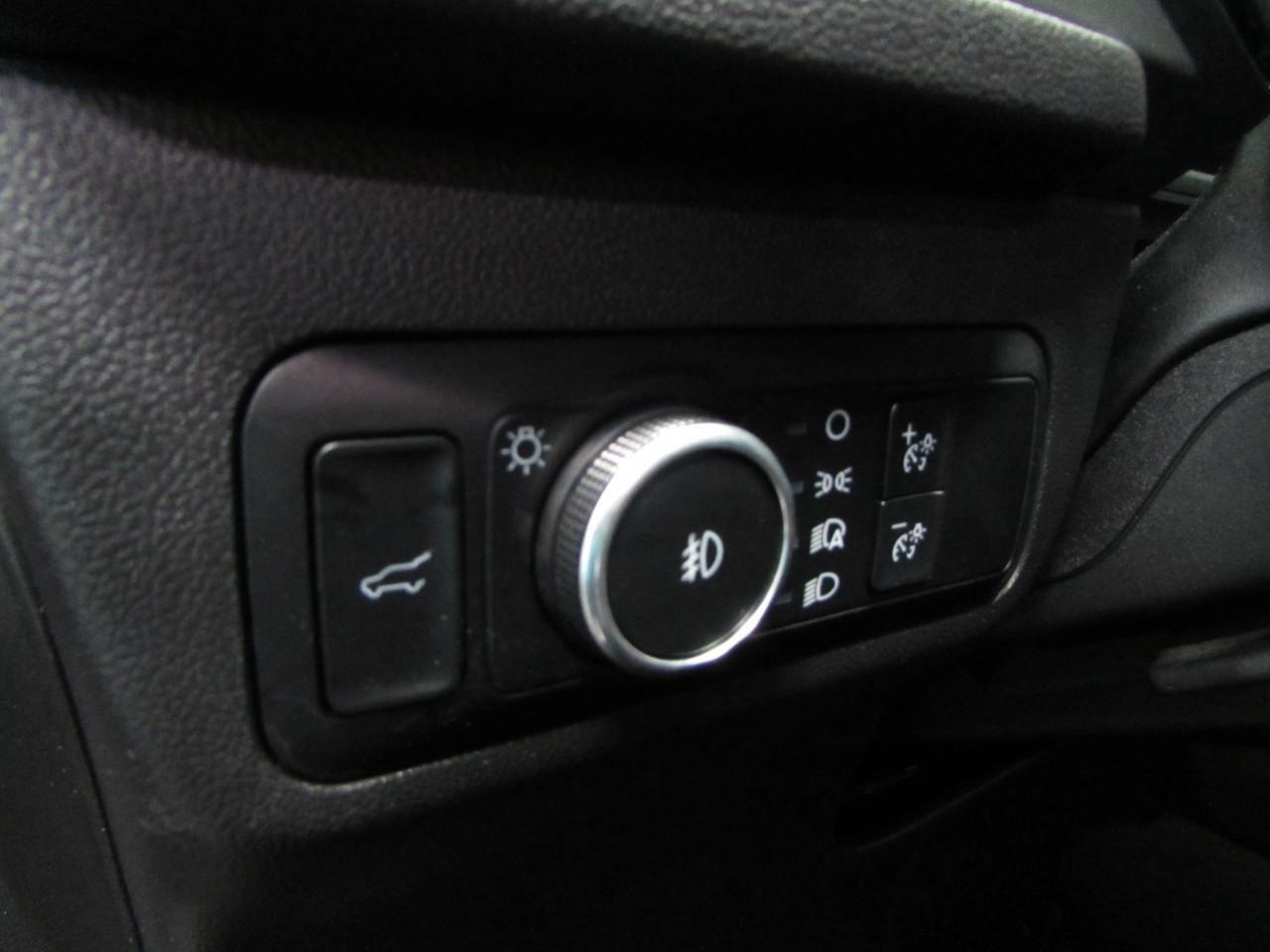 Certified 2025 Ford Escape ST-Line Select AWD/4WD image 22