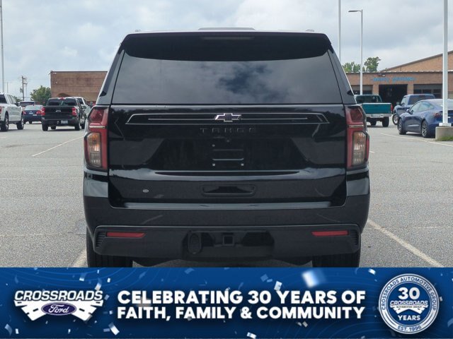 Used 2023 Chevrolet Tahoe Z71 w/ Luxury Package AWD/4WD image 5