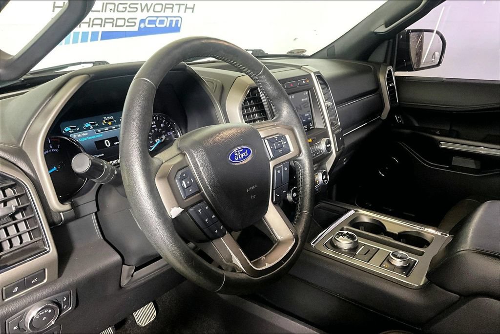 Certified 2018 Ford Expedition XLT w/ Equipment Group 202A AWD/4WD image 10
