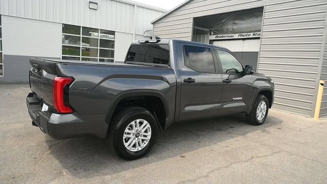 Used 2026 Toyota Tundra SR5 w/ SR5 Convenience Package AWD/4WD image 5