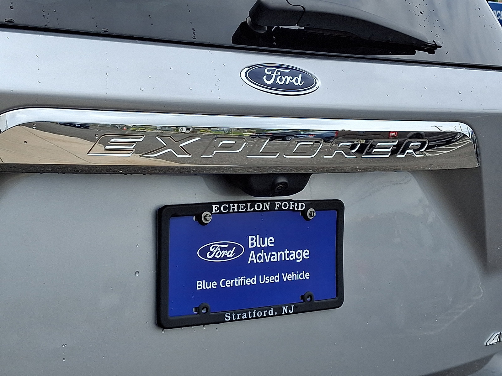 Certified 2023 Ford Explorer XLT w/ Equipment Group 202A AWD/4WD image 30