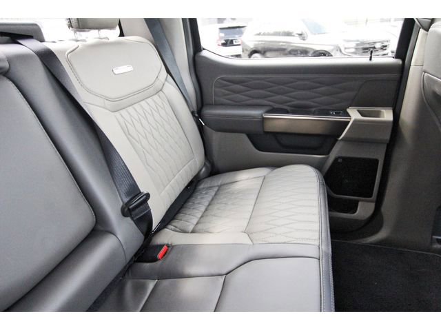 Certified 2026 Ford F250 Platinum w/ Platinum Plus Package AWD/4WD image 10