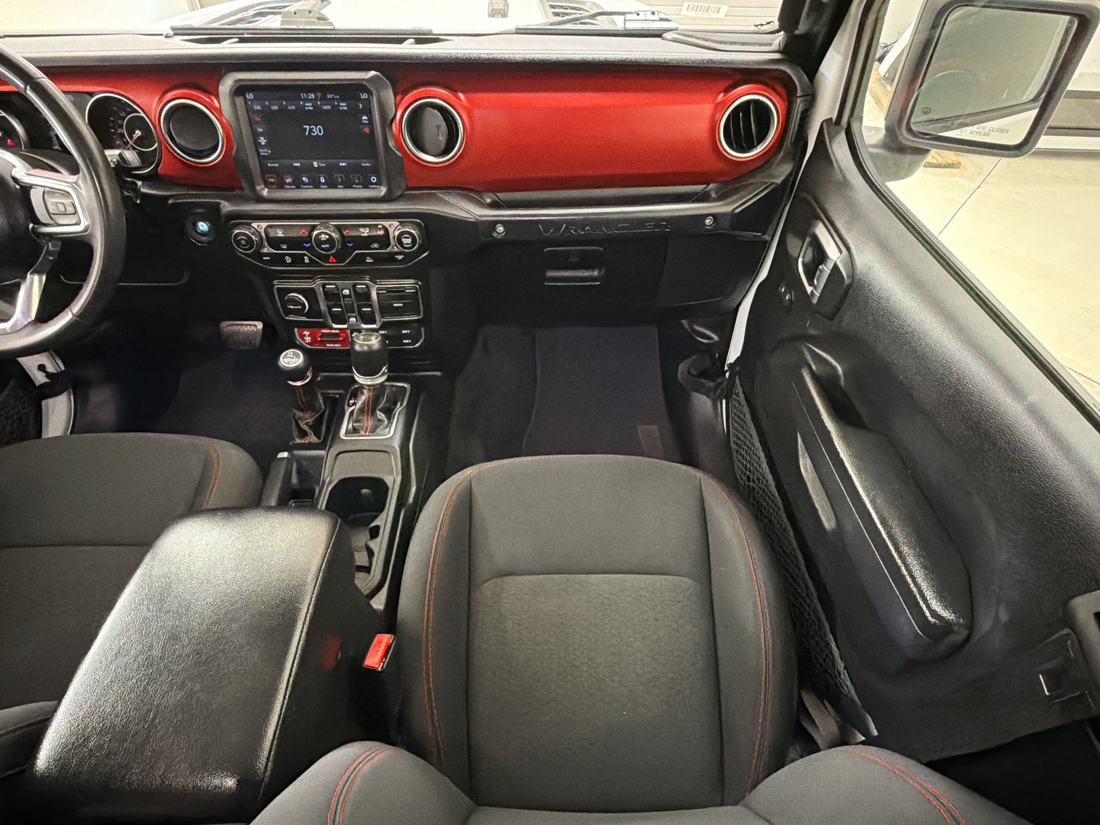 Used 2023 Jeep Wrangler Unlimited Rubicon AWD/4WD image 28