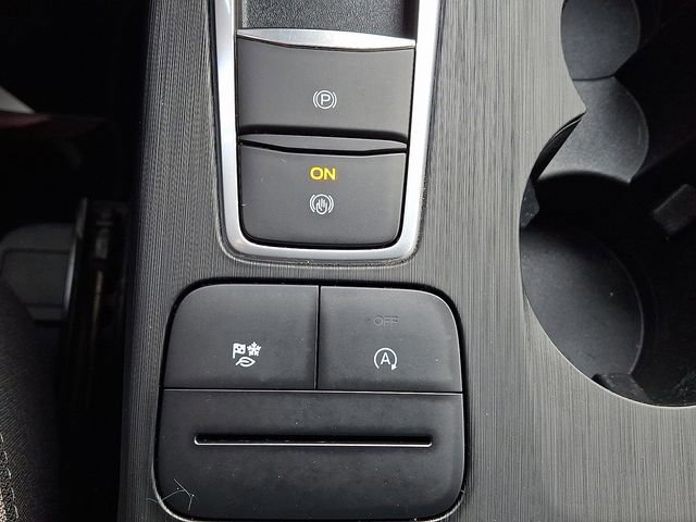 Certified 2020 Ford Escape SE image 23