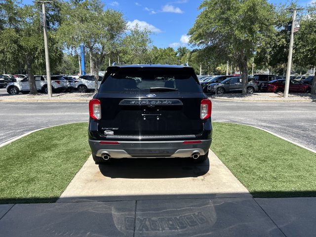 Certified 2022 Ford Explorer Limited w/ Equipment Group 301A RWD image 7
