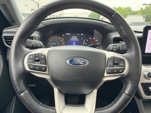 Certified 2023 Ford Explorer XLT w/ Equipment Group 202A AWD/4WD image 18