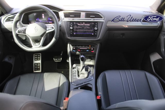 Used 2024 Volkswagen Tiguan SE R-Line FWD image 15
