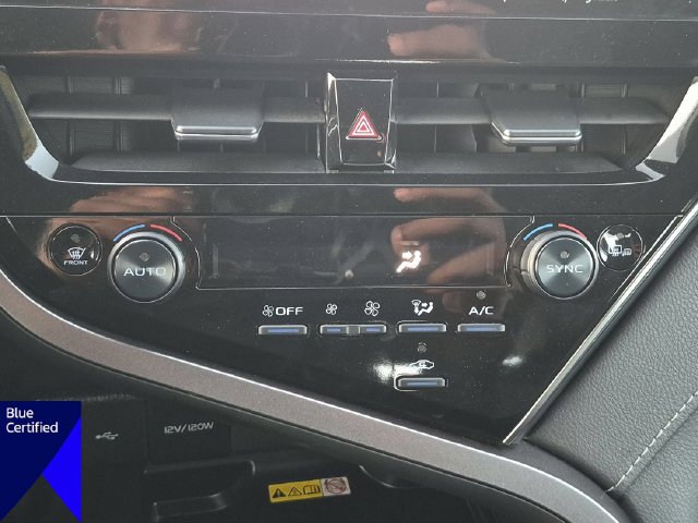 Used 2024 Toyota Camry SE w/ Cold Weather Package FWD image 24