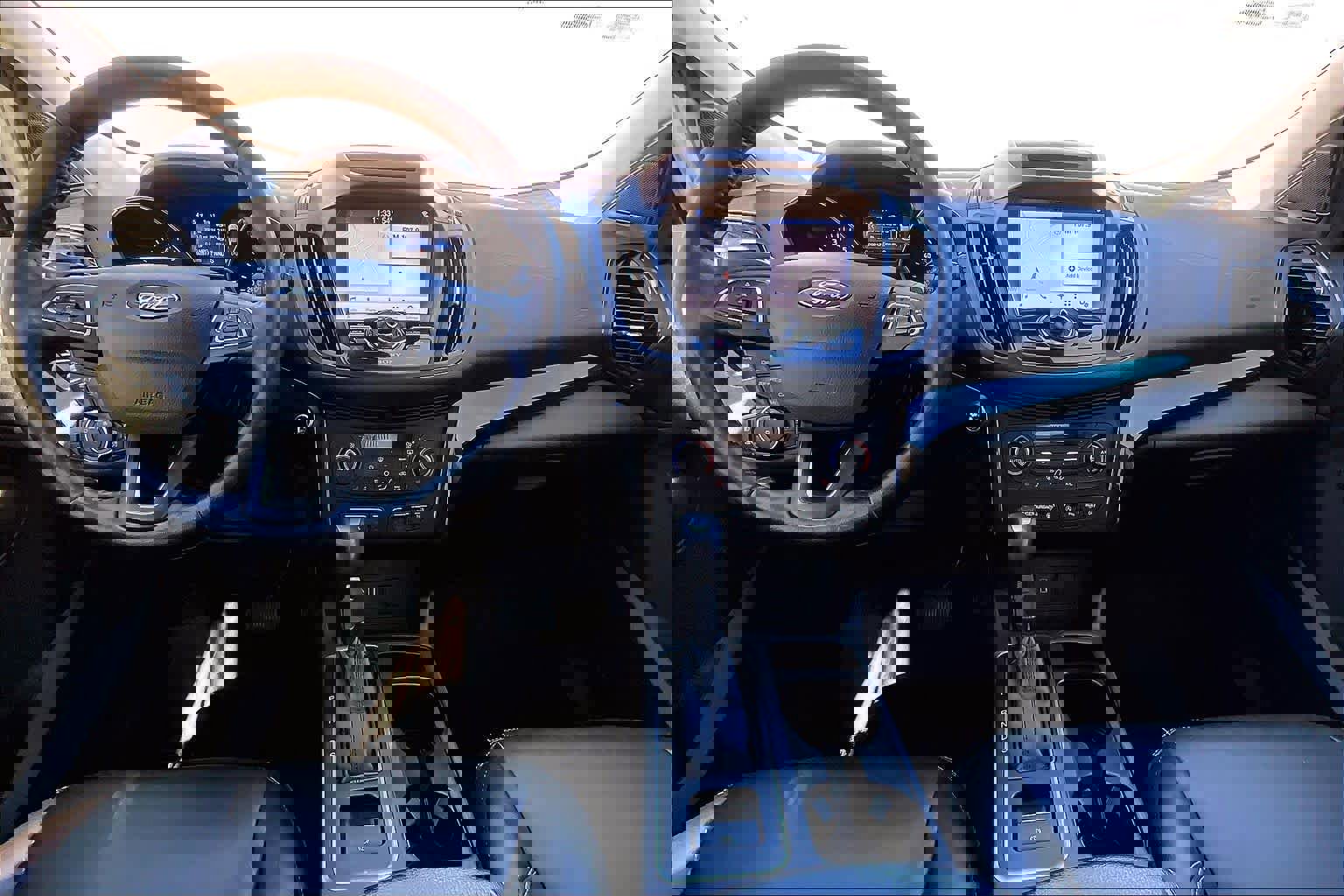 Certified 2017 Ford Escape Titanium w/ Equipment Group 301A image 17