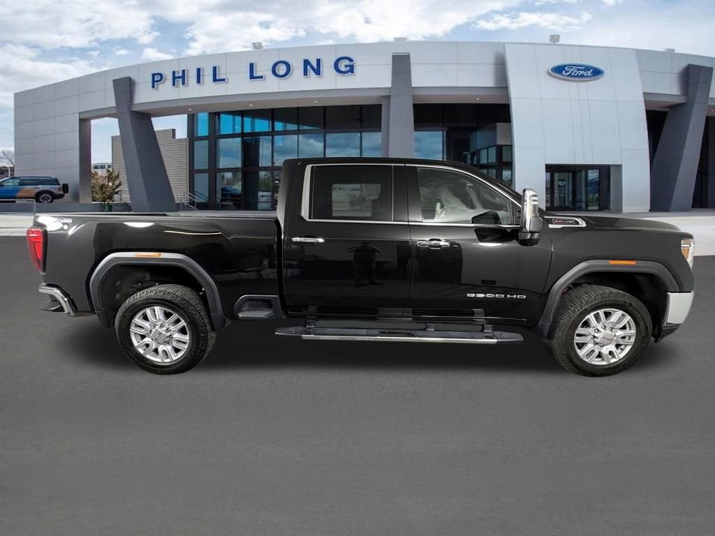 Used 2022 GMC Sierra 3500 SLT w/ SLT Premium Package image 6