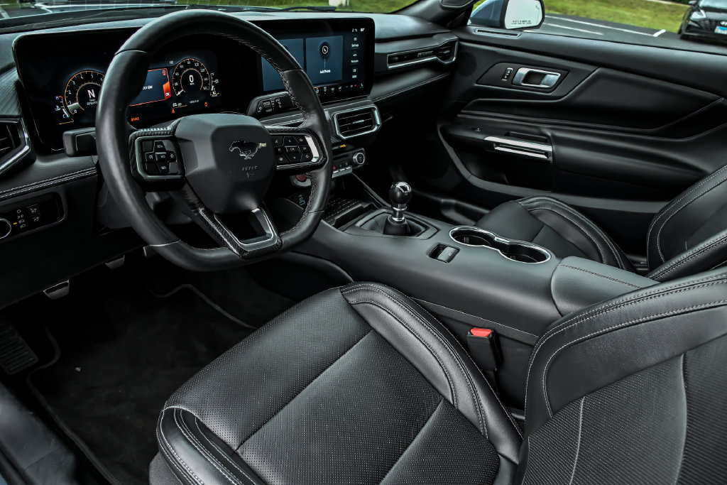 Certified 2024 Ford Mustang GT Premium RWD image 11